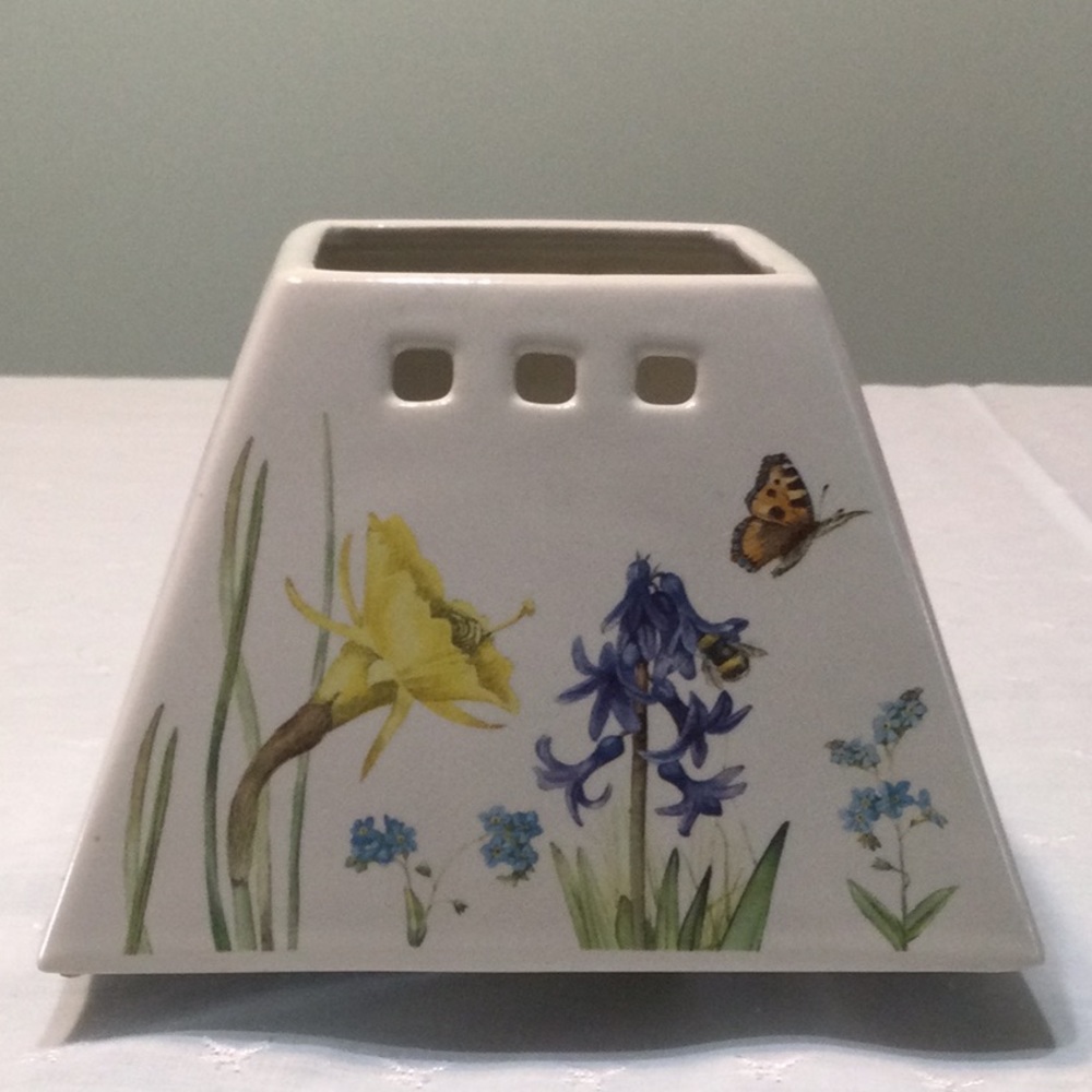 Hallmark Candle Topper Large Ceramic Floral - Picture 2 of 7